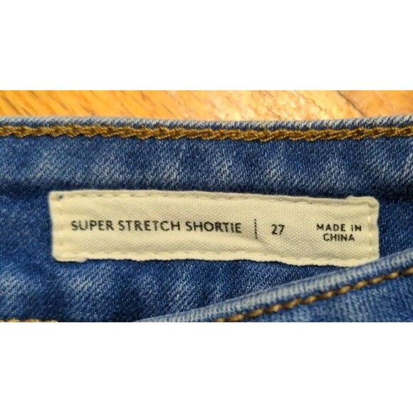 Womens Pacsun Blue Cuffed Super Stretch Shortie Distressed Denim Shorts Size 27 - Picture 5 of 7